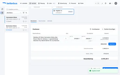 Im Angebot kannst Du jede Position feinjustieren: Netto und Brutto stehen nebeneinander und rechnen sich gegenseitig um, und „runden“ glättet den Preis der Position auf einen vollen Betrag. Hier runden wir auf 50 € — auf den nächstgelegenen Schritt, der also auch unter dem gerechneten Preis liegen kann. Bestätige mit Enter.
