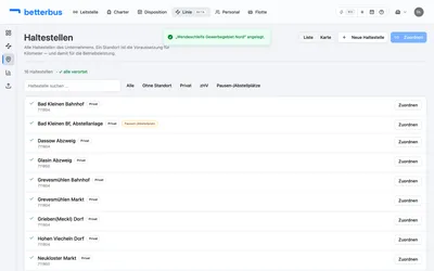 Die Haltestelle steht im Verzeichnis und lässt sich ab jetzt in jede Linie und jedes Fahrtmuster übernehmen. Der Filter „Privat" zeigt genau die Halte, die nicht aus dem zHV stammen.