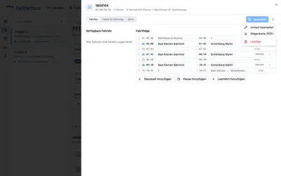 Die Datei lädt sofort herunter und trägt die Umlaufnummer im Namen — ein Stapel Wagenkarten bleibt damit auch auf dem Schreibtisch sortierbar.