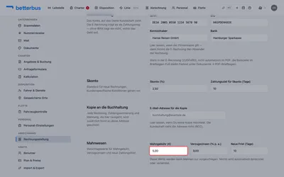 Mahngebühr, Verzugszinsen und die neue Frist sind reine Vorschläge — beim Erfassen einer Mahnung lassen sie sich noch ändern oder auf 0 setzen.