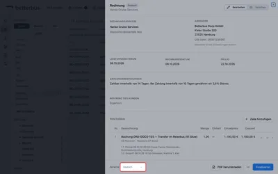 Neben den Vorschau-Knöpfen steht die Sprache des Dokuments — dieselbe Stelle und Bedienung wie am Angebot. Sie bestimmt, in welcher Sprache PDF und Mail geschrieben werden, nicht die Sprache der Oberfläche.